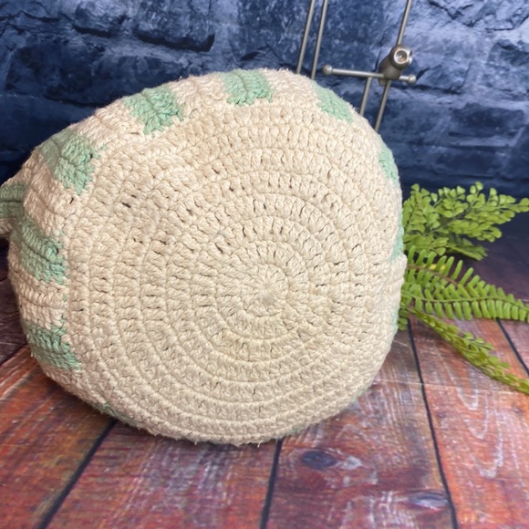 Crochet Woven Striped Round Zippered Bucket Tote with bead accents - Picture 5 of 13